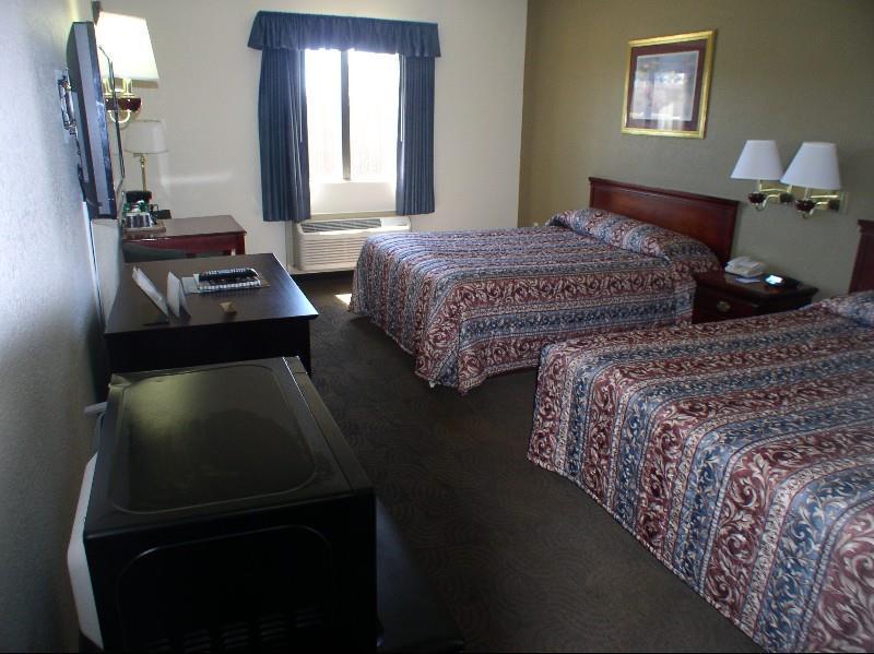 Regency Inn & Suites Biloxi Room photo