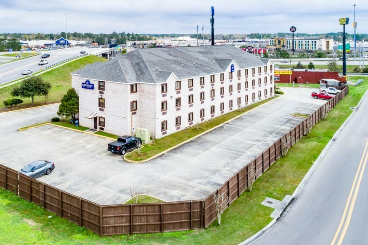 Regency Inn & Suites Biloxi Exterior photo